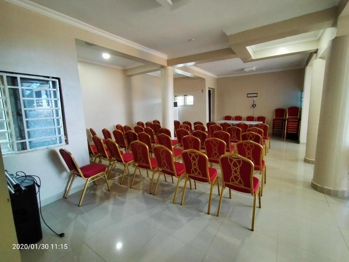 The Beckett Suites Abuja Esterno foto